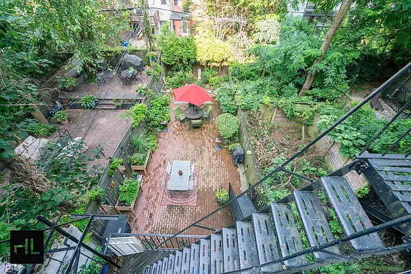 Rented by Highline Residential | media 18