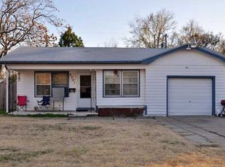 2321 W Rita Ave, Wichita, KS 67213
