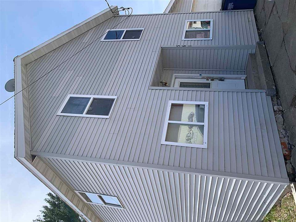 1st image of 361 Wausau St