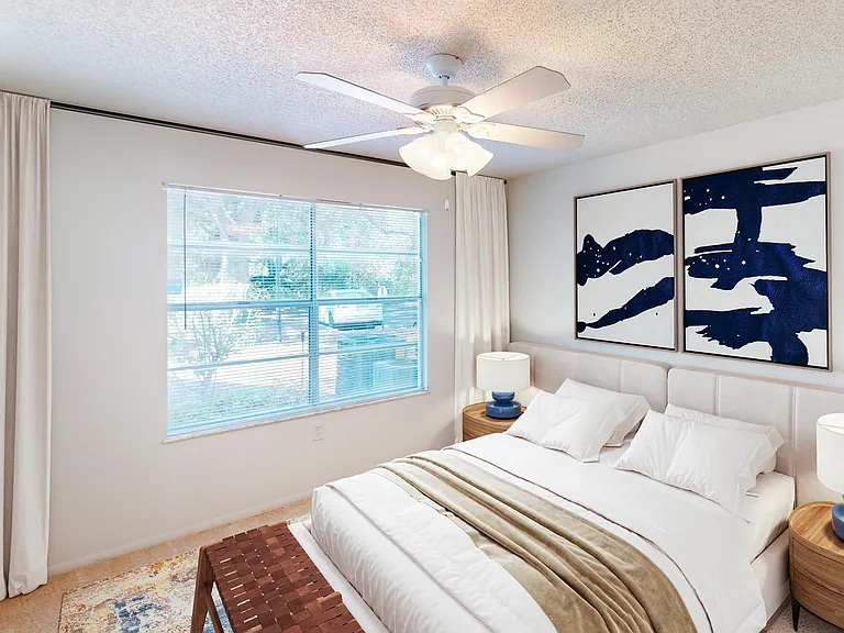 Lakewood Place — Photo 16
