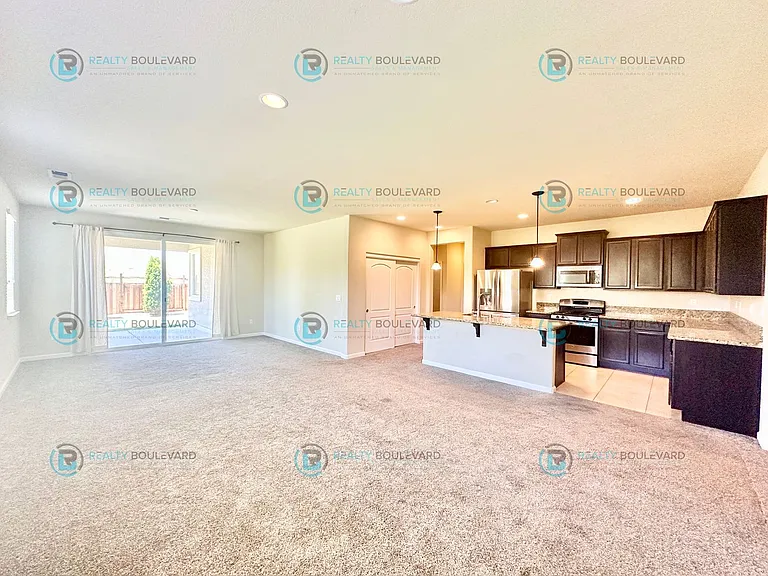 6809 Apus Dr — Photo 4