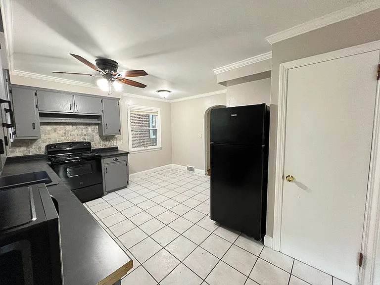 94 Jennette Dr — Photo 12