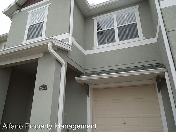 3rd image of 16661 Cedar Crest Dr