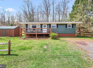 133 Wynooska Rd, Greentown, PA 18426