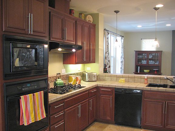 4th image of 7105 S Hill Ct