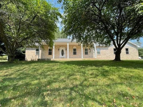 113 Windover Park Dr, Rochelle, IL 61068