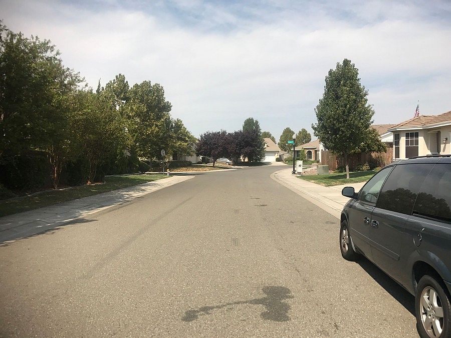 2nd image of 5768 Beadnell Way