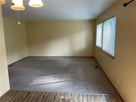 5th image of 7104 7106 99th Street E