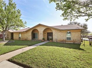 3700 Brown Trl, Bedford, TX 76021