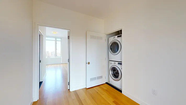 Rented by Bond New York | media 43