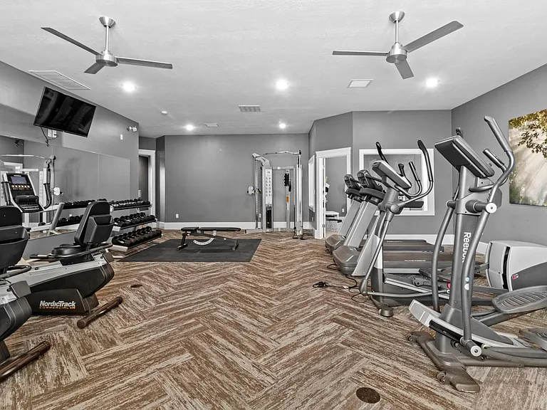 Gym is open from 5:00 am - 11:00 pm