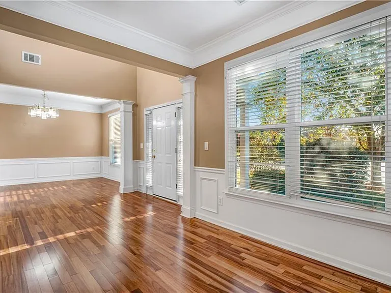 11380 Crossington Rd — Photo 3
