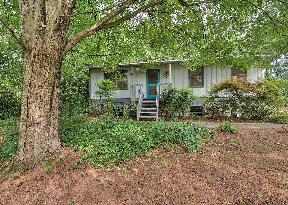 1st image of 248 Ivy Hill Dr