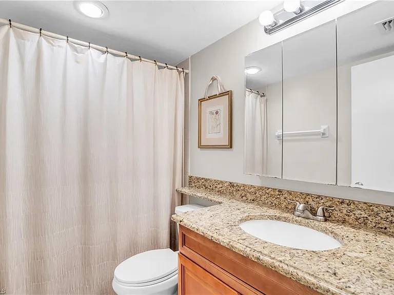 4640 Chantelle Dr #N204 — Photo 16