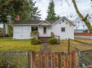 7408 Olympic Dr, Everett, WA