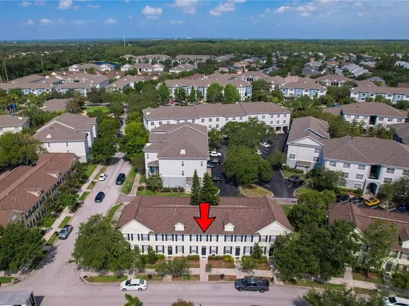 9819 W Park Village Dr, Tampa, FL 33626