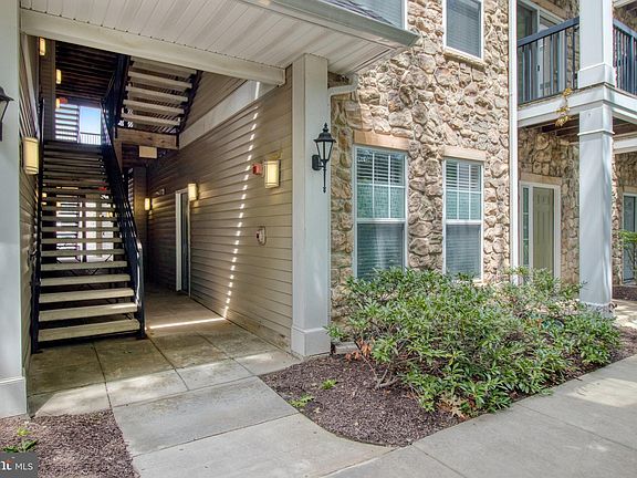 5th image of 5130 Brittney Elyse Cir APT B