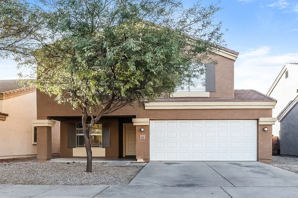 5 bed, 3.0 bath, 2230 sqft, $2,475 — Photo 1