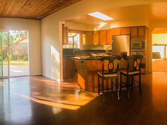 5th image of 1252 Oceanaire Dr