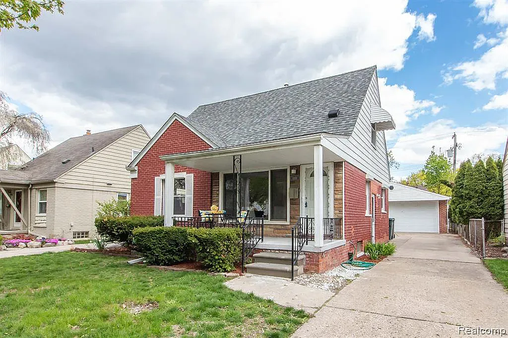 3 bed, 1852 sqft, $1,800 — Photo 3