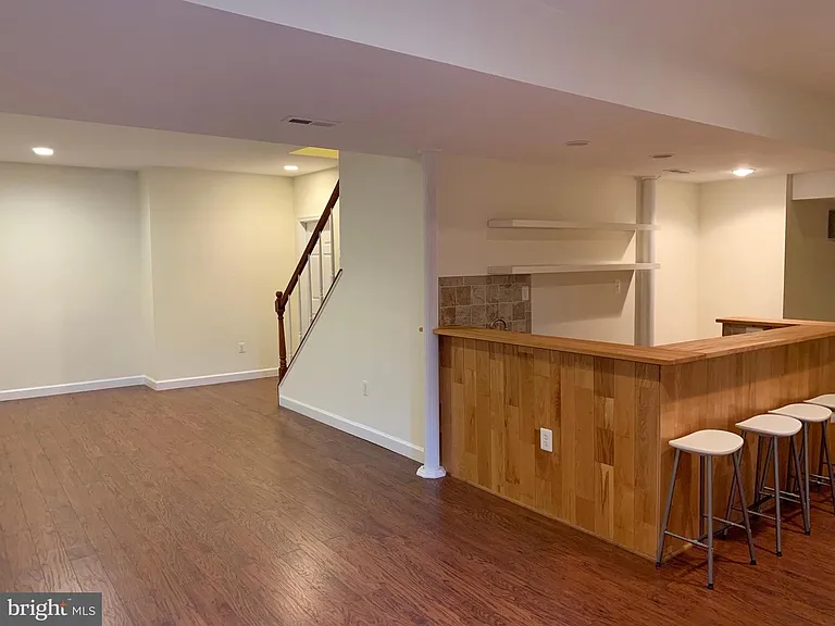 20242 Hidden Creek Ct — Photo 16