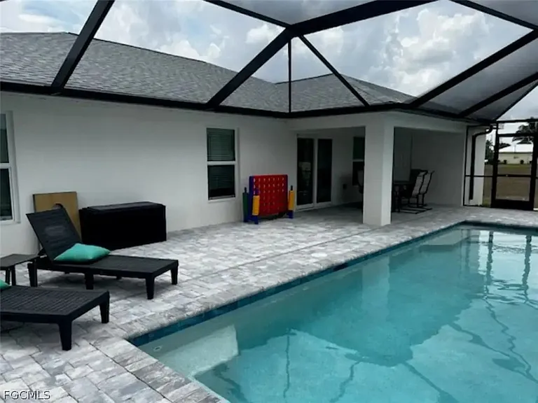 1618 NW 5th Pl — Photo 15