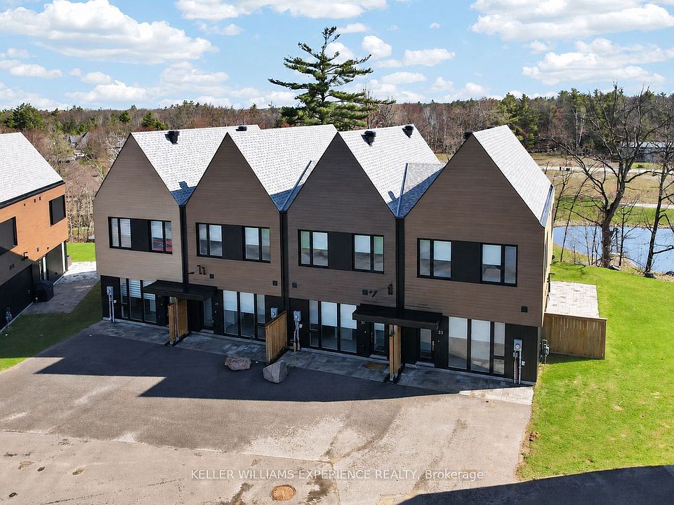 1st image of 31 Rockmount Cres