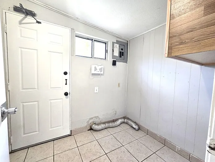 919 Columbia Ave — Photo 22