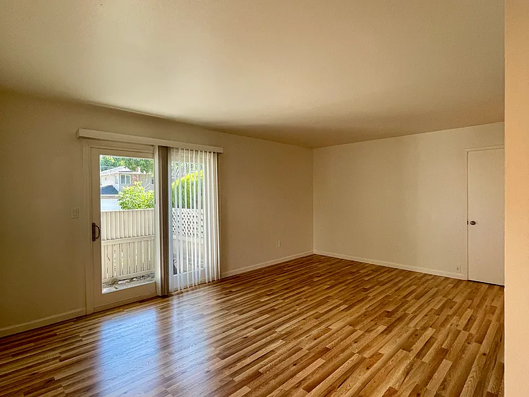 1228 W McKinley Ave #1 — Photo 3