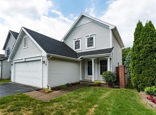 128 Cranbrook Ter, Webster, NY 14580