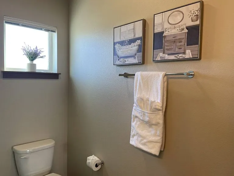 Deer Haven Apartments — Photo 36