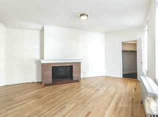 461 6th Ave #2B, New York, NY 10011