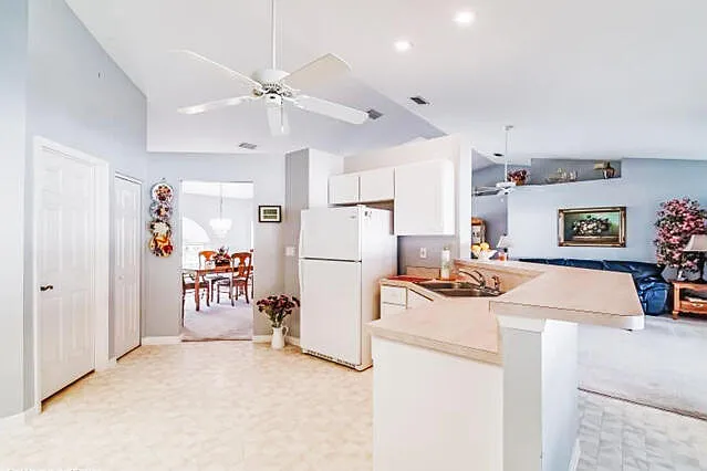424 Holly Dr — Photo 7