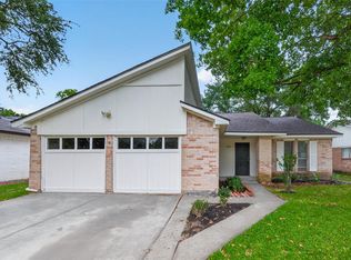 7515 Londres Dr, Houston, TX 77083