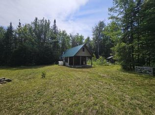 877 S Lagrange Road, Bradford, ME 04410