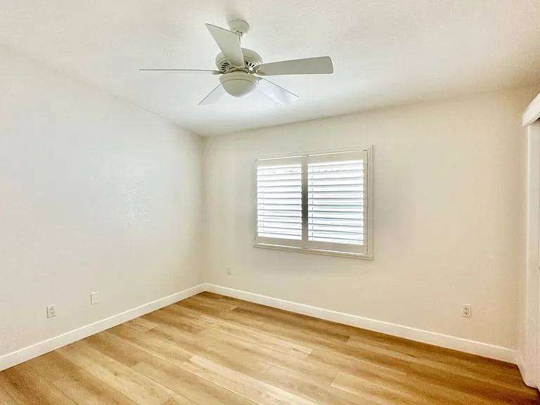 8975 Lawrence Welk Dr #183 — Photo 15