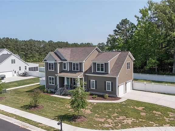2nd image of 103 Bonnie Cir