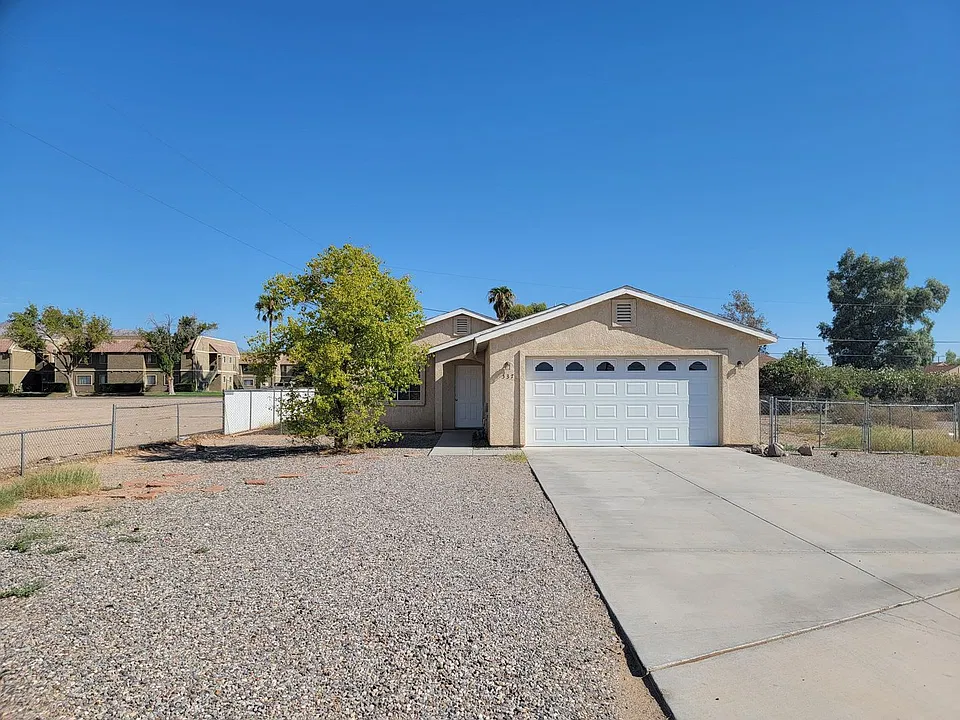 537 Paseo Del Rio
