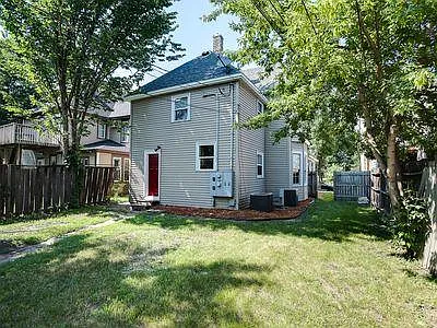 1346 Minnehaha Ave W #1 — Photo 3