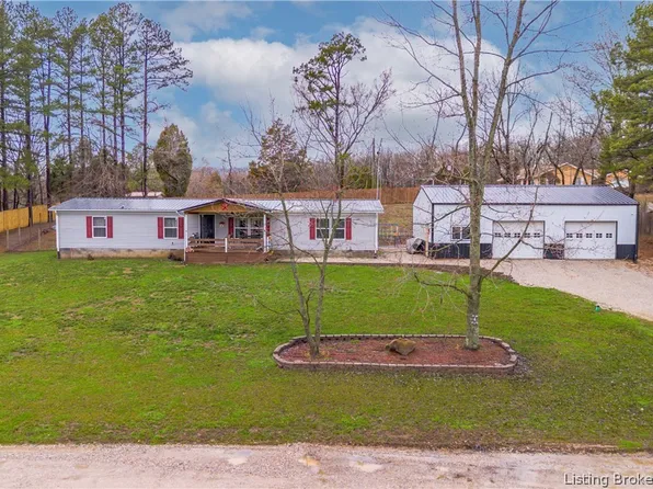 11443 S Whispering Pine Road, Huntingburg, IN 47542