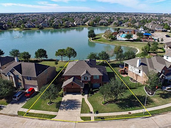 5th image of 25331 Hamden Valley Dr