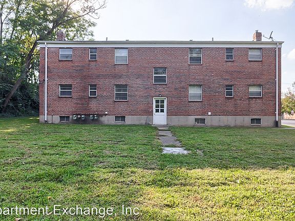 2nd image of 5834 Bermuda Dr APT B