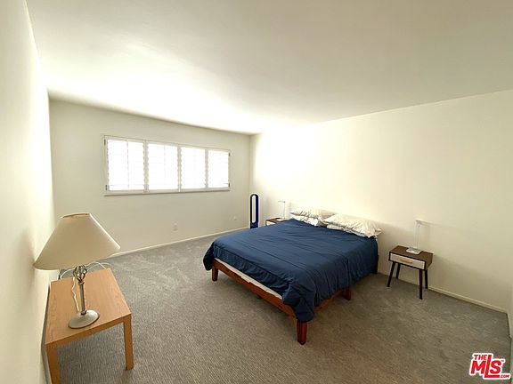 4th image of 1233 N Flores St APT 102