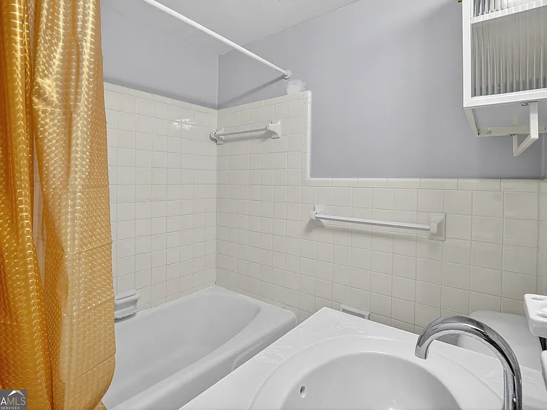 2064 Adriatic Dr — Photo 20