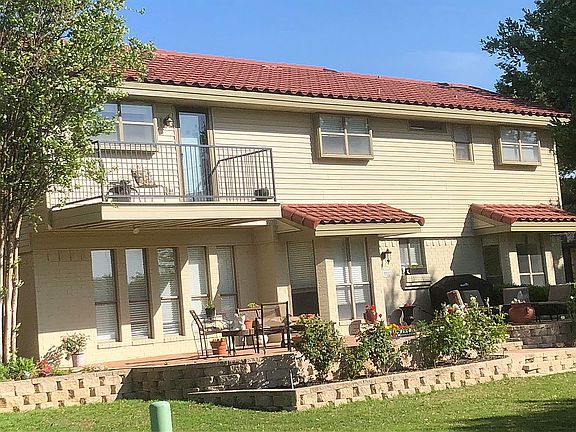 4th image of 217 Oak Hill Dr