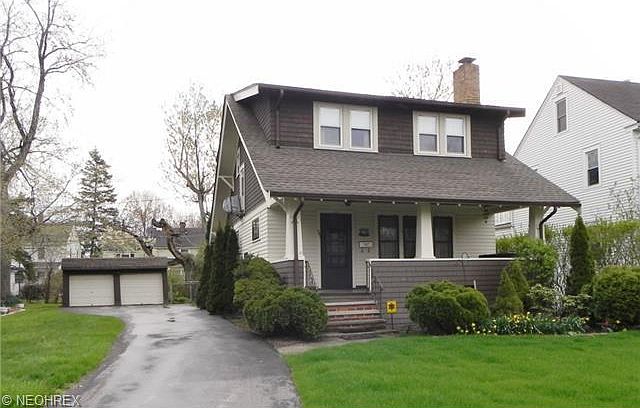 1st image of 261 E 270th St