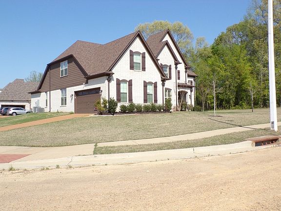 3rd image of 1229 Mountain Side Dr
