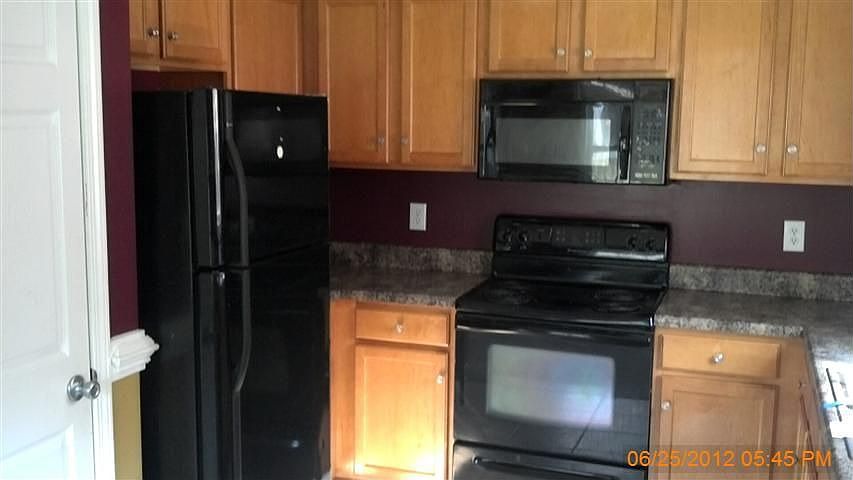 2nd image of 1612 W Vandalia Rd