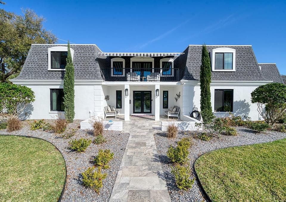 1st image of 618 SUNSET DRIVE S