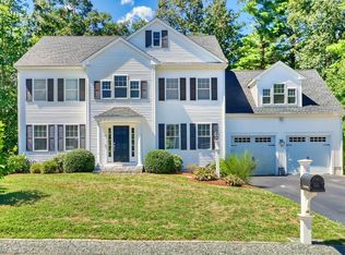 8 Leonard Rd, Walpole, MA 02081